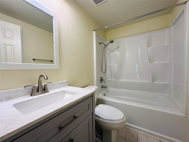 1610 Lebanon Avenue, Dallas, TX 75208