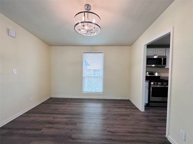 1610 Lebanon Avenue, Dallas, TX 75208