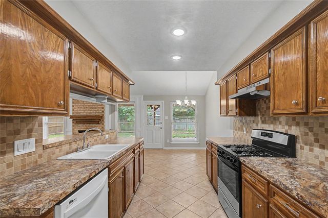4014 Sandlewood Drive, Pasadena, TX 77504
