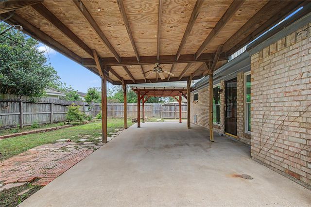 4014 Sandlewood Drive, Pasadena, TX 77504