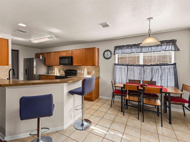 348 King Elder LN, Leander, TX 78641