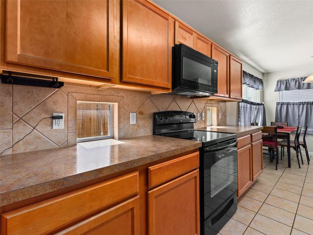 348 King Elder LN, Leander, TX 78641