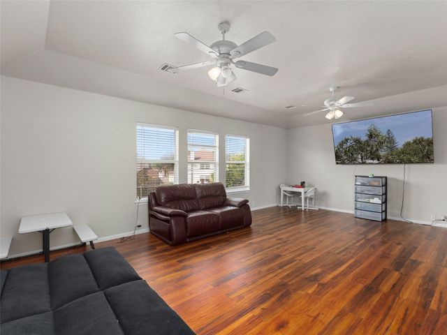 348 King Elder LN, Leander, TX 78641