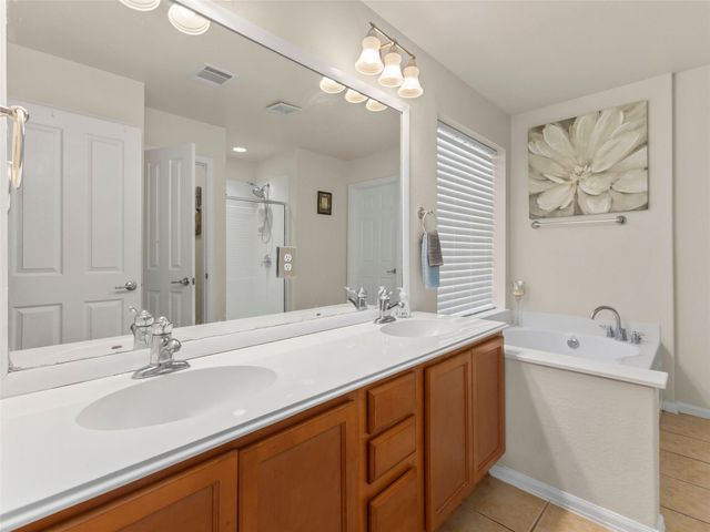 348 King Elder LN, Leander, TX 78641