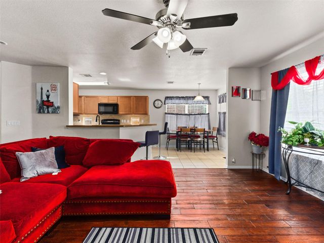 348 King Elder LN, Leander, TX 78641