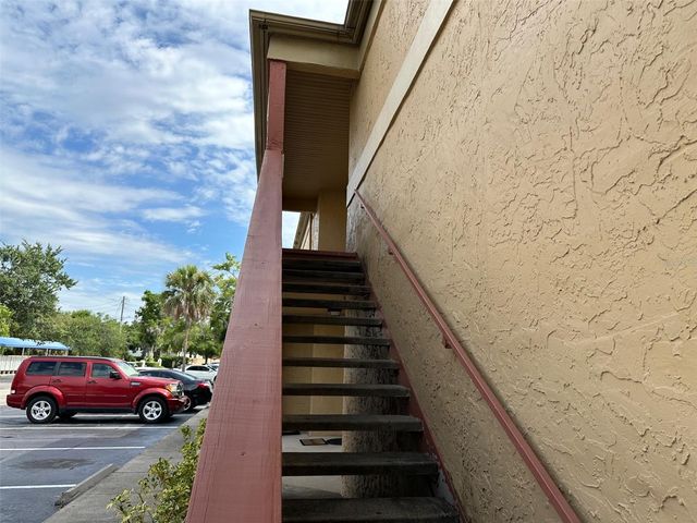 602 KENWICK CIRCLE 202, Casselberry, FL 32707