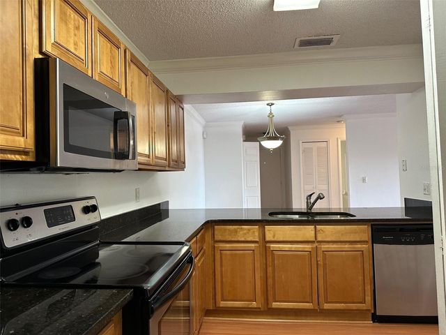 602 KENWICK CIRCLE 202, Casselberry, FL 32707