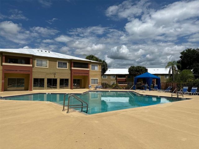 602 KENWICK CIRCLE 202, Casselberry, FL 32707