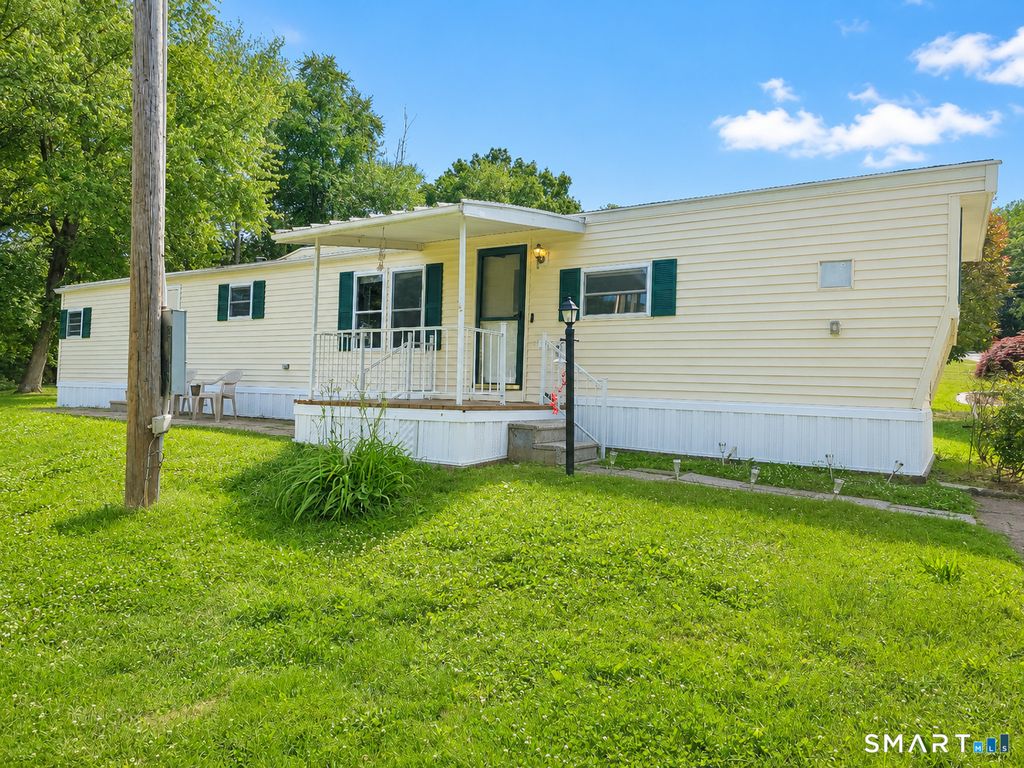 7 Cedar Grove Road, Southington, CT 06489
