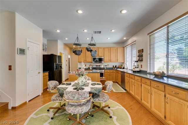 2578 Cornerbrook Circle, Henderson, NV 89052