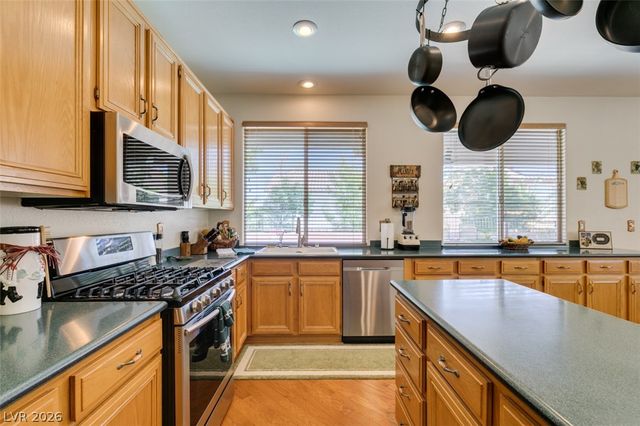 2578 Cornerbrook Circle, Henderson, NV 89052