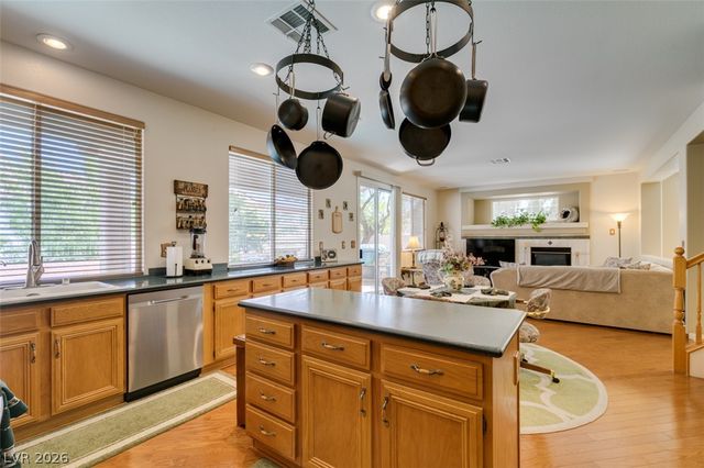 2578 Cornerbrook Circle, Henderson, NV 89052