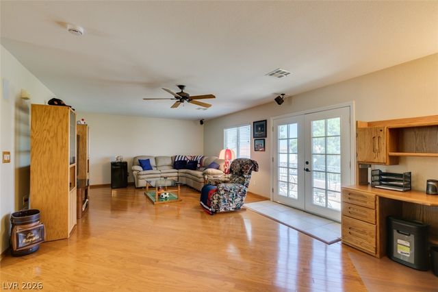 2578 Cornerbrook Circle, Henderson, NV 89052