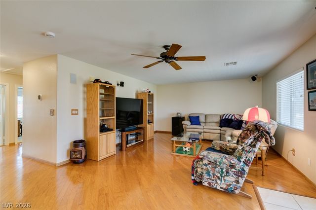 2578 Cornerbrook Circle, Henderson, NV 89052