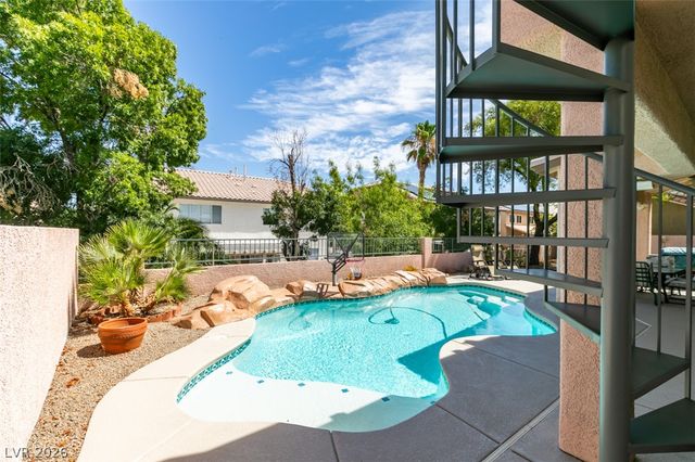 2578 Cornerbrook Circle, Henderson, NV 89052