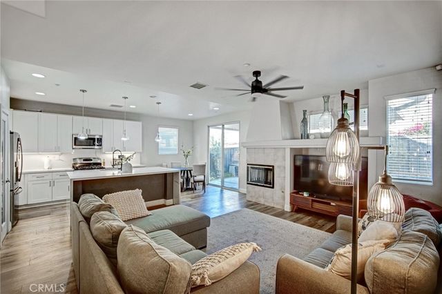 11265 Creekdale Way, Riverside, CA 92505