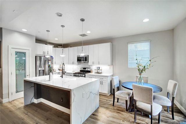 11265 Creekdale Way, Riverside, CA 92505