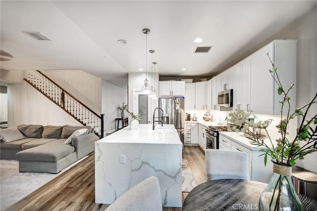 11265 Creekdale Way, Riverside, CA 92505