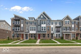 7313 Bayview Run, Mccordsville, IN 46055