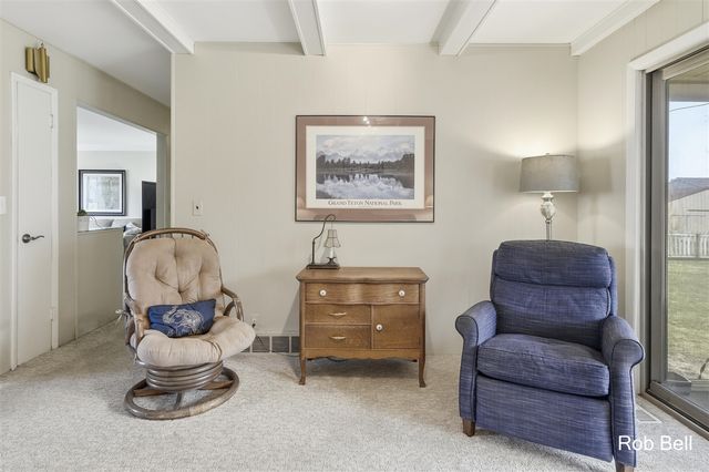 7410 Cherry Avenue, Jenison, MI 49428