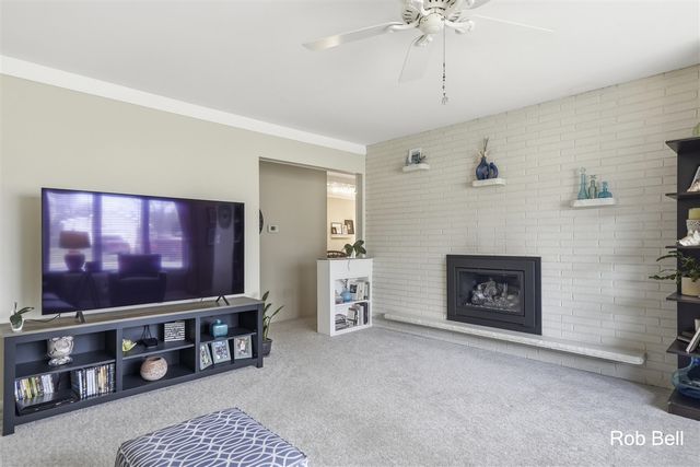 7410 Cherry Avenue, Jenison, MI 49428