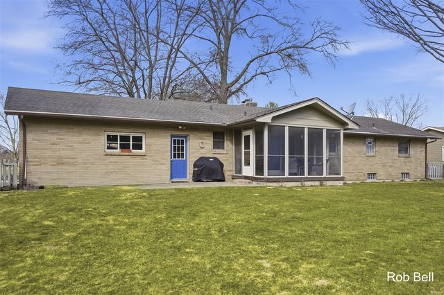 7410 Cherry Avenue, Jenison, MI 49428