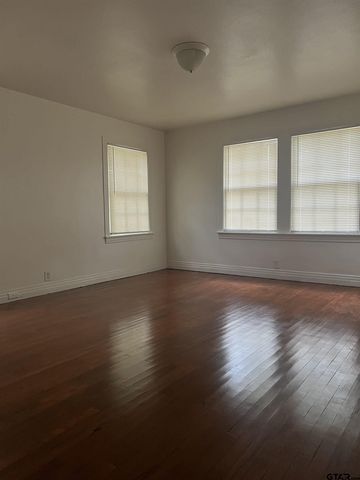902 W 5Th St, Tyler, TX 75701