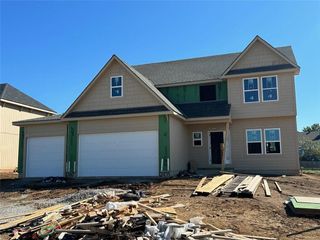 2372 NE Colonnade Avenue, Grain Valley, MO 64029