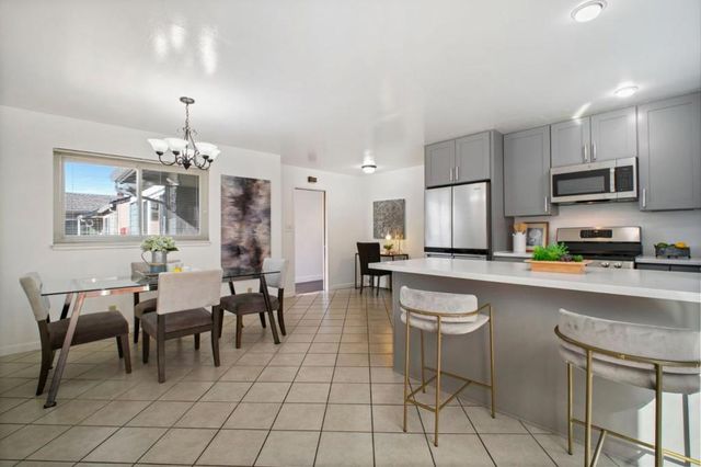 1603 Via Lacqua, San Lorenzo, CA 94580