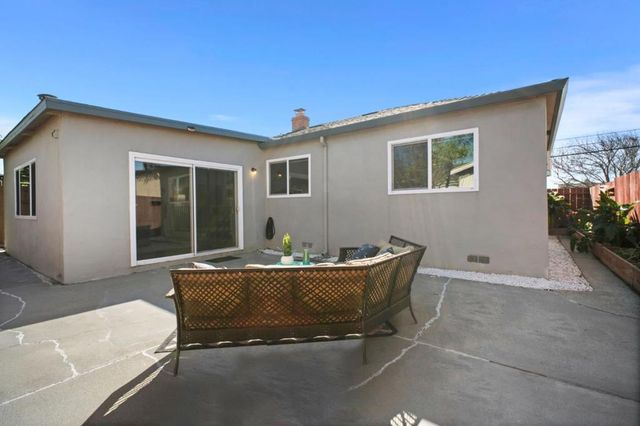 1603 Via Lacqua, San Lorenzo, CA 94580