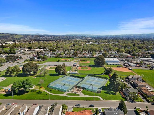 1603 Via Lacqua, San Lorenzo, CA 94580