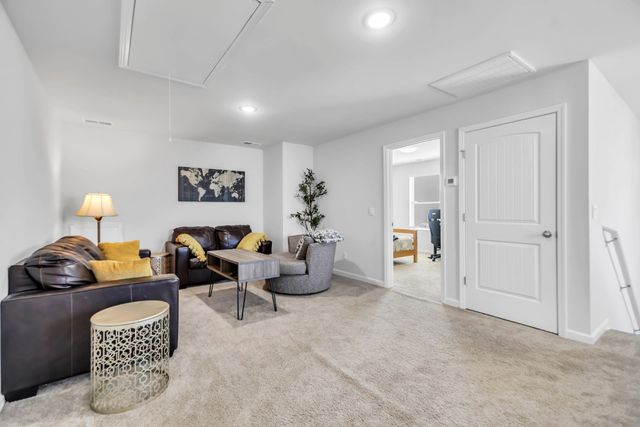 5330 Owens Ln, White House, TN 37188