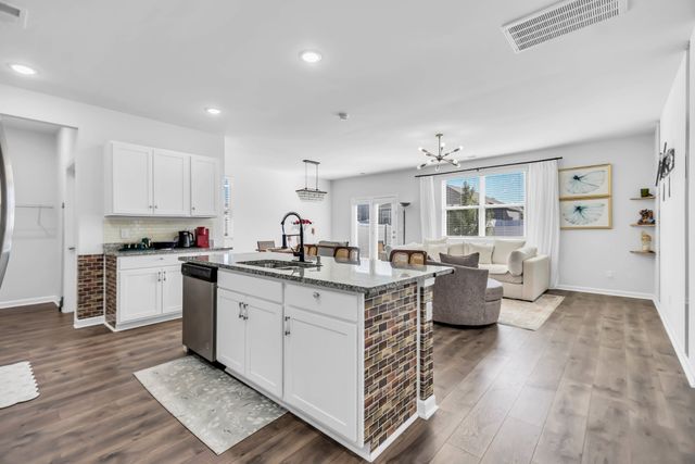 5330 Owens Ln, White House, TN 37188