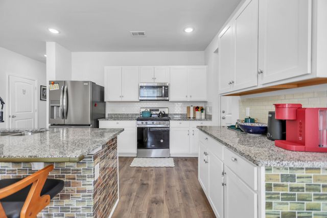 5330 Owens Ln, White House, TN 37188