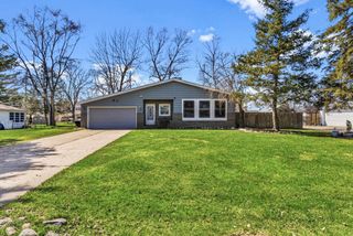 2125 Thistlewood Drive, Burton, MI 48509