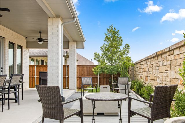 2221 Meridian Place, Midlothian, TX 76065