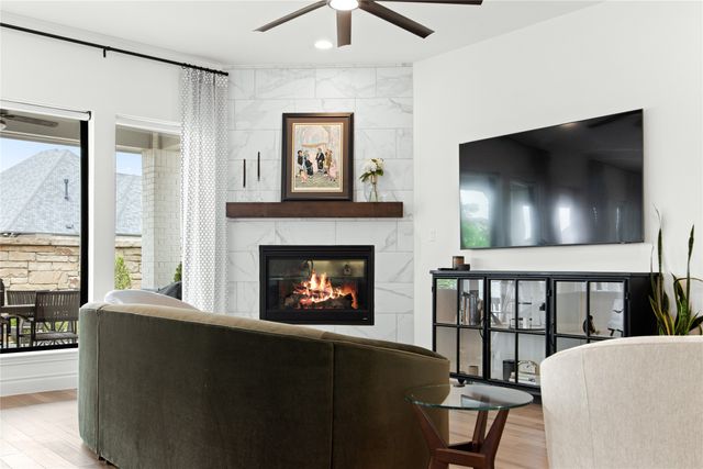 2221 Meridian Place, Midlothian, TX 76065