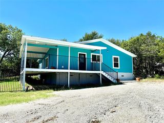 2618 Creekview Drive, Granbury, TX 76048
