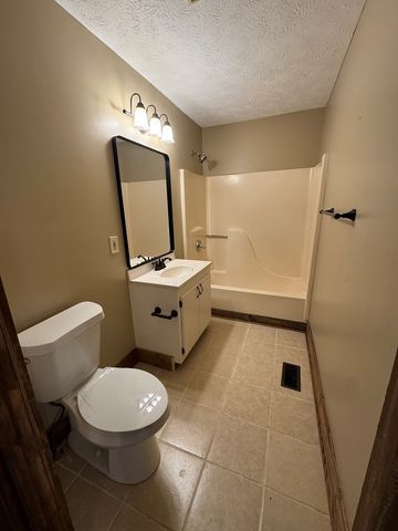 678 Lakeview Circle, Morganton, GA 30560