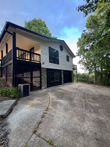 678 Lakeview Circle, Morganton, GA 30560