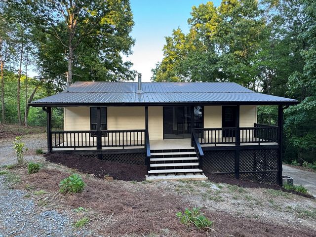 678 Lakeview Circle, Morganton, GA 30560