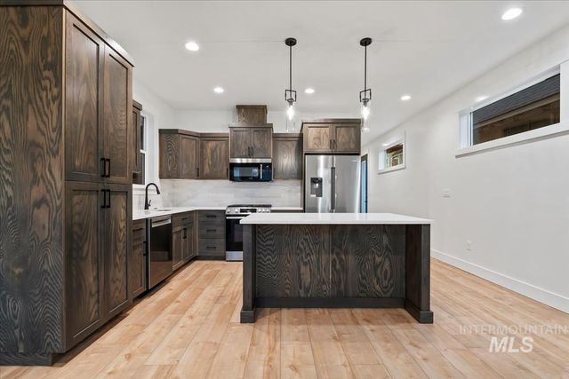 1715 N 31st St, Boise, ID 83703