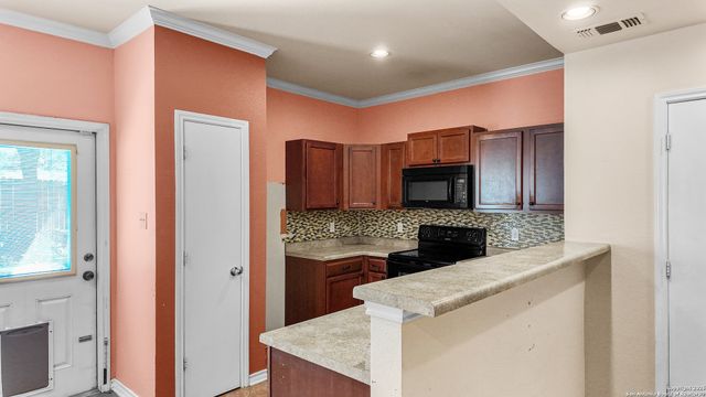 6315 Aspen HL, San Antonio, TX 78238