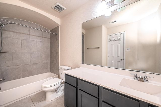 3030 Currier Court, Rosenberg, TX 77471