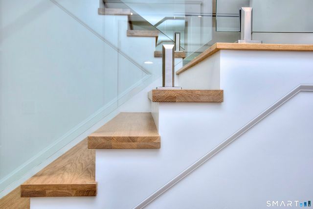 22 Apple Tree Trail, Westport, CT 06880