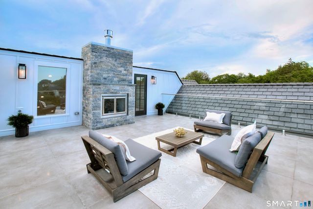 22 Apple Tree Trail, Westport, CT 06880