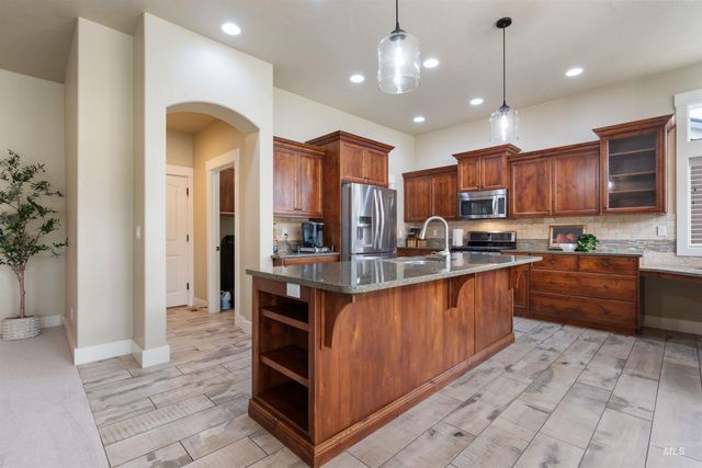 13571 Signorello St, Caldwell, ID 83607