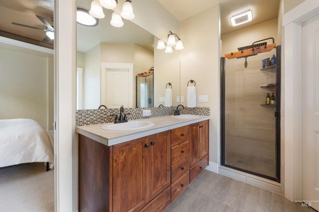 13571 Signorello St, Caldwell, ID 83607