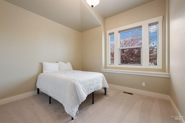 13571 Signorello St, Caldwell, ID 83607