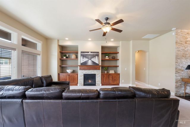 13571 Signorello St, Caldwell, ID 83607